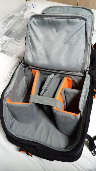 URGE Mochila Tarion Pro PB-L Negra Naranja
