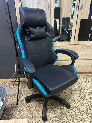 Silla Gaming Negra con Luces LED
