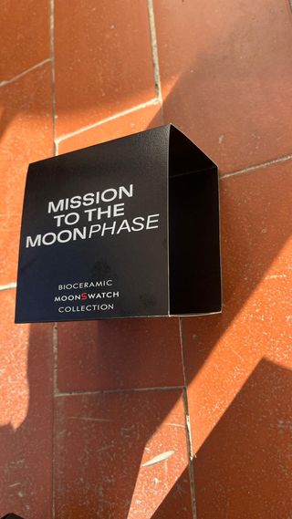 Reloj Omega x Swatch Snoopy Moonphase