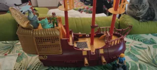 Barco Pirata Playmobil y Clicks
