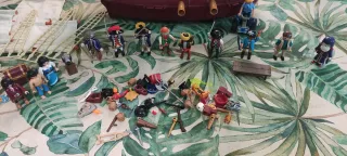 Barco Pirata Playmobil y Clicks