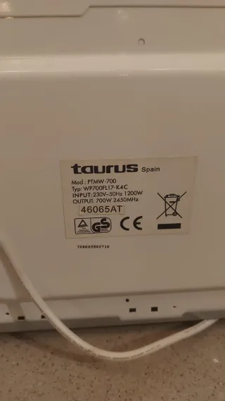 Microondas Taurus PTMW-700 Blanco