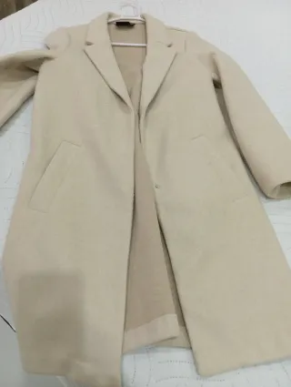 Abrigo de vestir beige