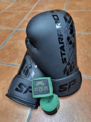 Guantes Boxeo STARPRO 16oz Negros Sin Uso
