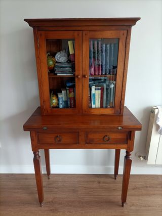 Conjunto de muebles de salón en madera