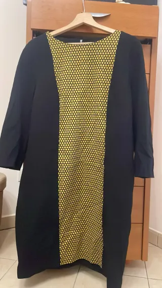 Vestito nero e giallo