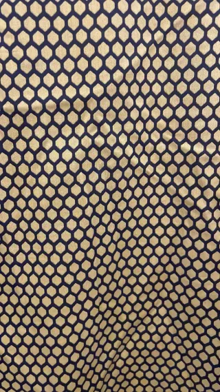 Vestito nero e giallo