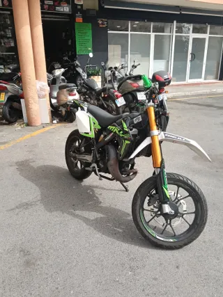 Rieju MRT Supermotard 9 mil kilómetros