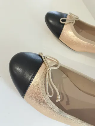 Bailarinas Coosy Bicolor Negro y Dorado