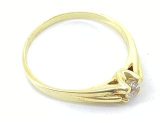 anillo oro 18k con piedra con circonita