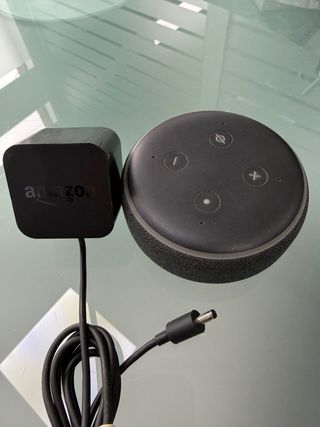 Amazon Echo Dot Negro + Cargador
