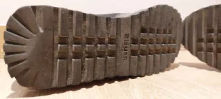 Zapatillas Blauer negras y Rojas