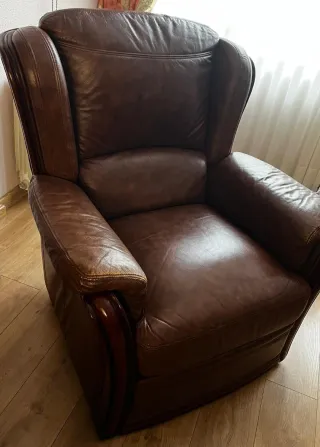 Divano e poltrone in pelle