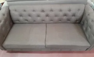 Sofá Chester, Chocolate tres Plazas Tapizado.