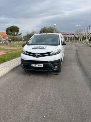 Toyota Proace 2024