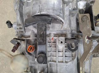 112722 caja cambios renault trafic caja cerrada ab