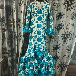 Vestido de flamenca con lunares