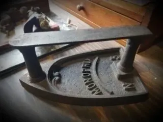 Plancha Antigua Hierro Fundido