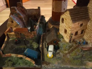 Maqueta Diorama Recinto Medieval y Pueblo Marinero