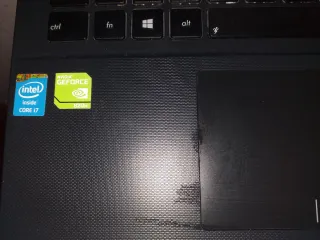 Portátil Asus Negro en buen estado.