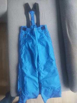 Tuta da sci Wedze blu e nero. Taglia 12 anni