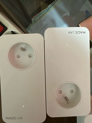 3 PLC Devolo Gigabit. Uno con wifi.