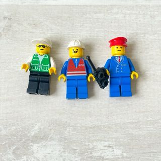 Lego 4555 Cargo Station Complete