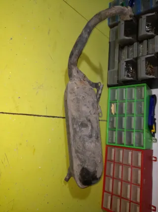 Tubo de escape Yamaha Scooter