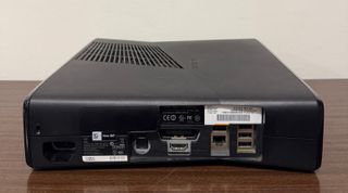 XBOX 360 S Microsoft Console 4 GB Completa Giochi