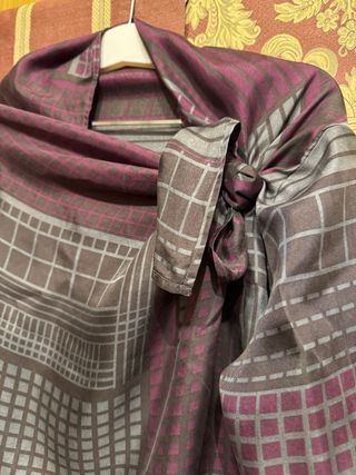 Blusa mujer morada y gris