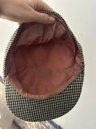 Gorra estilo houndstooth