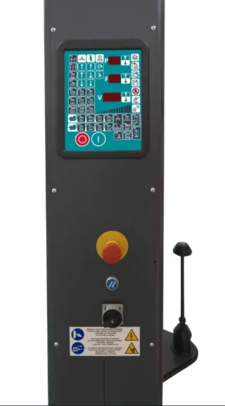 RIPOLLET,MáquinaEnvolvedora SemiautomáticadePalets