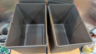 EMUCA - Cubos de Basura bajo Fregadero con fijación Inferior para Cocina