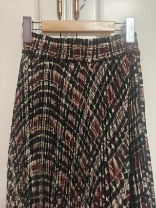 Falda larga plisada estampado a cuadros