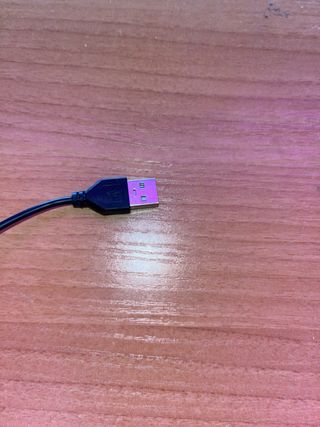 Aro de luz con trípode pero el soporte esta roto