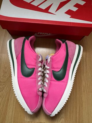 Nike Cortez Rosa y Verde Mujer
