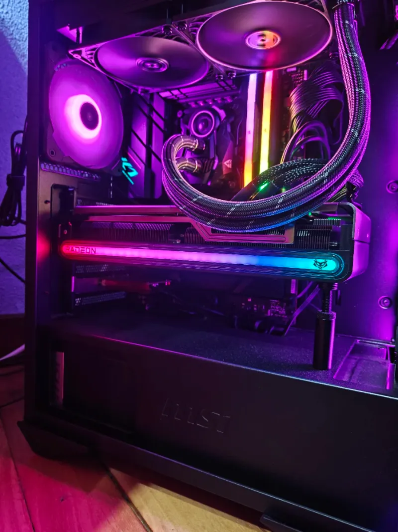 AMD RX 7800 XT Sapphire Nitro+ Tarjeta Gráfica afbeelding 2