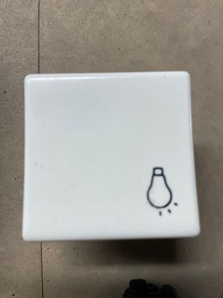 Lote 13 Pulsadores Simon 27 Campana/Luz