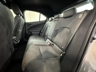 Lexus UX 250H BUSSINES 2WD