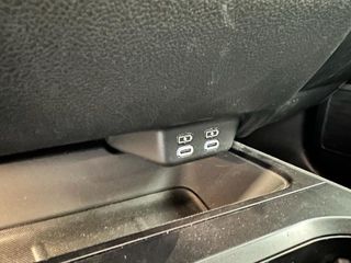 Lexus UX 250H BUSSINES 2WD