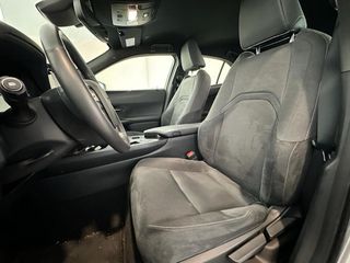 Lexus UX 250H BUSSINES 2WD