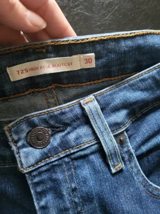 Levi's 725 High Rise Bootcut Jeans Azul