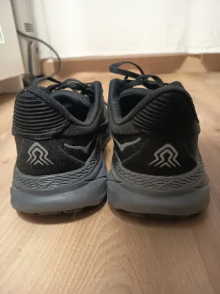 Zapatillas Hoka Negras