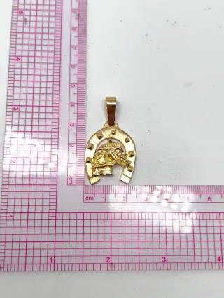 Colgante Herradura con caballo Oro 18kt