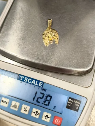 Colgante Herradura con caballo Oro 18kt