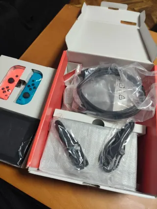 Nintendo Switch Azul y Rojo