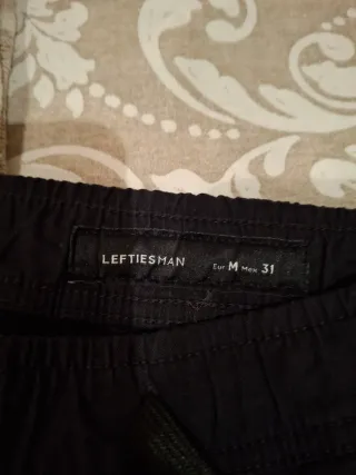 Pantalón cargo negro