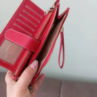 Portafoglio donna rosso dipinto a mano
