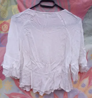 BLUSAS TALLA S ESTAMPADAS Y LISAS::1X0,5€
