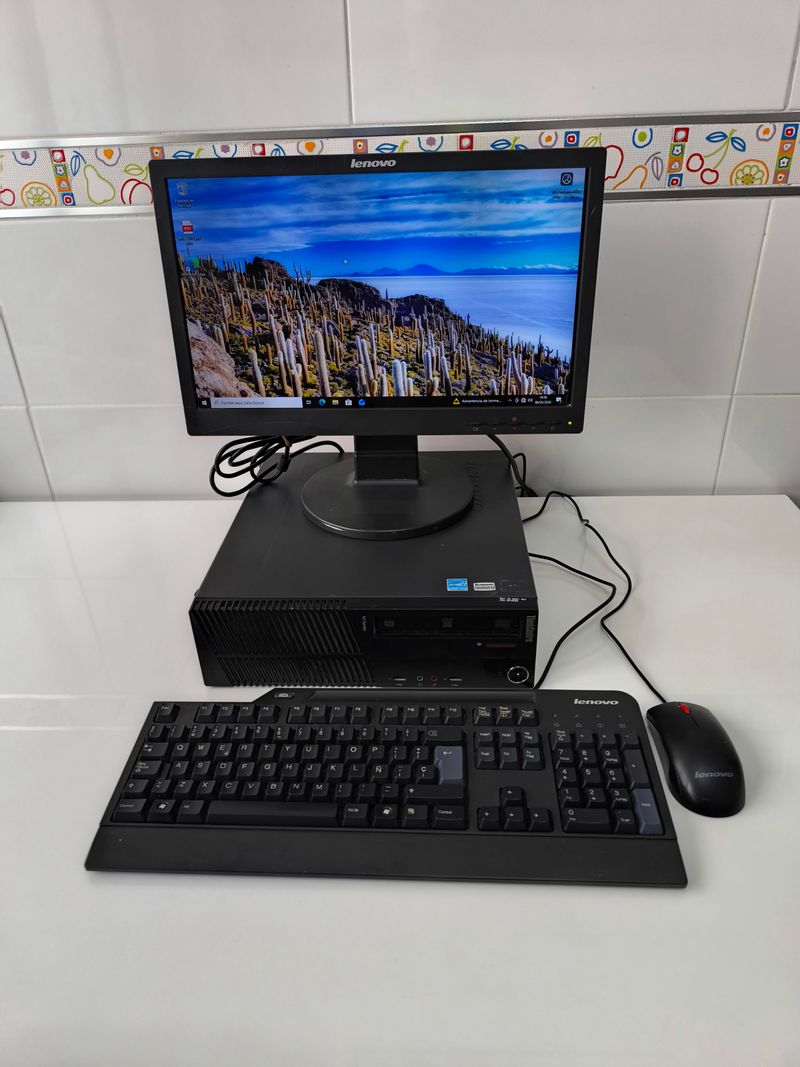 Ordenador Lenovo ThinkCentre M81 Completo